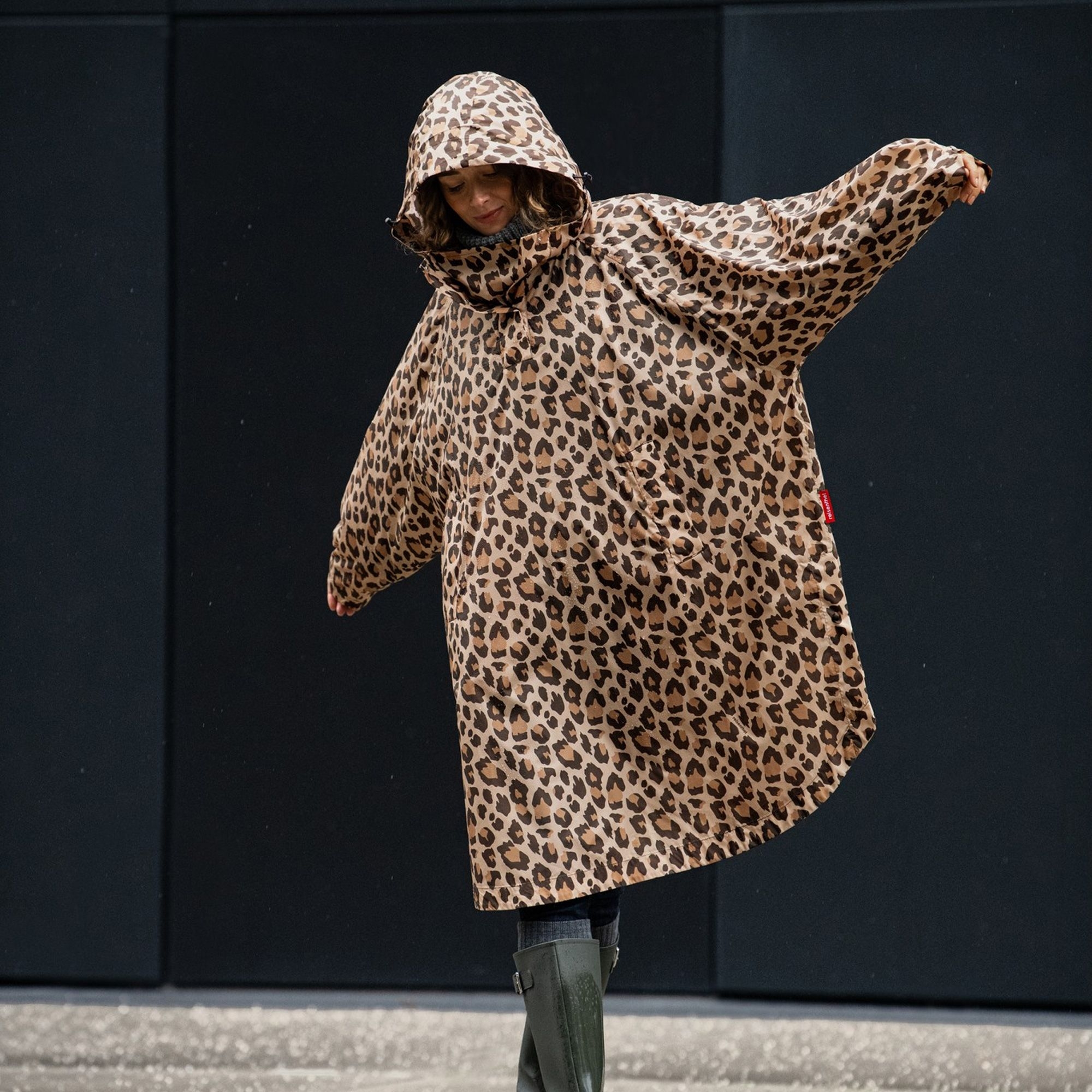 reisenthel - mini maxi raincoat - leo macchiato