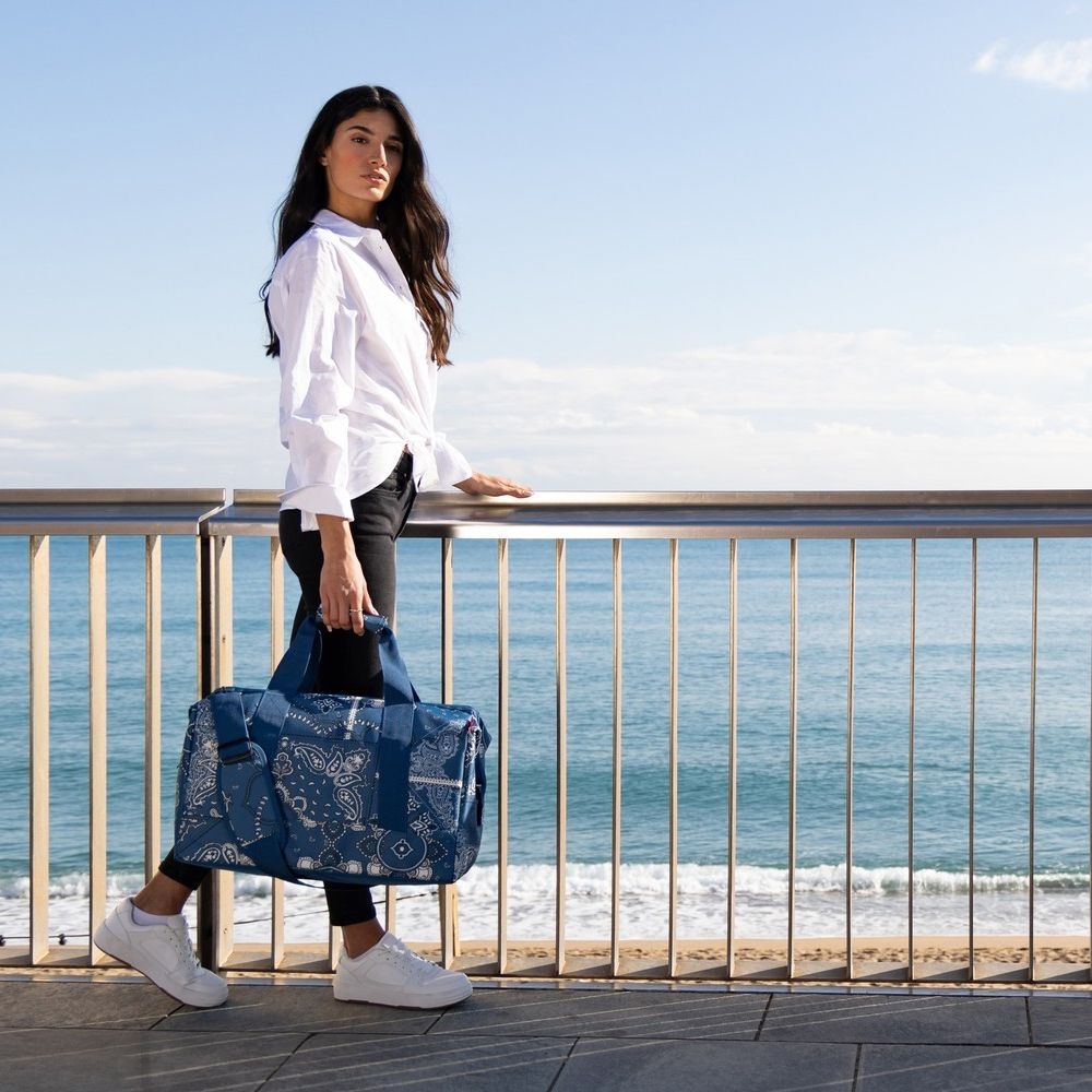 reisenthel - allrounder M - bandana blue reisenthel - allrounder M - bandana blue