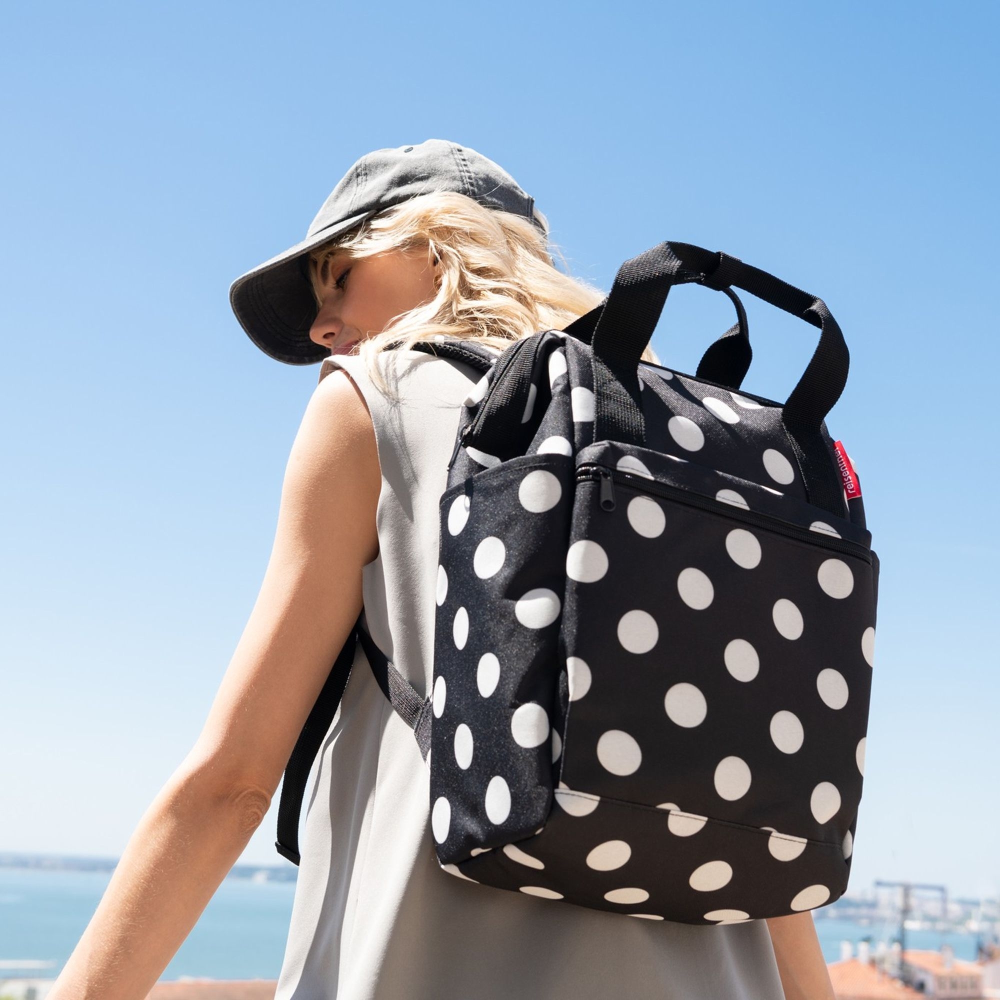 reisenthel - allrounder R - dots white reisenthel - allrounder R - dots white