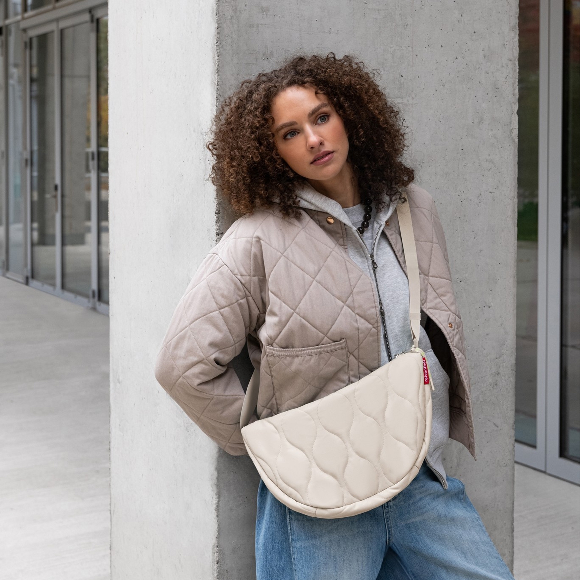 reisenthel - moonbag S - puffer stone