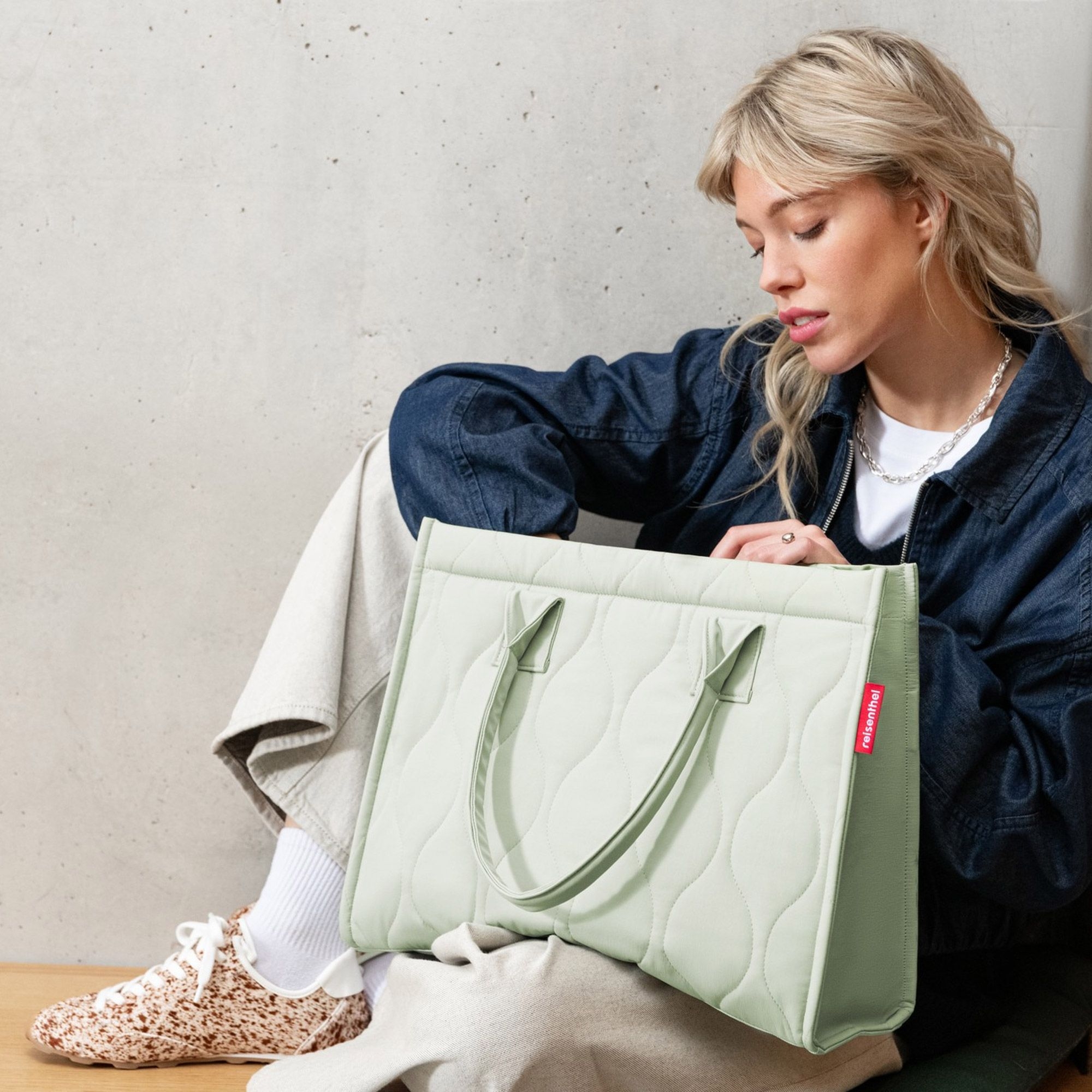 reisenthel - daily shopper - puffer iced matcha