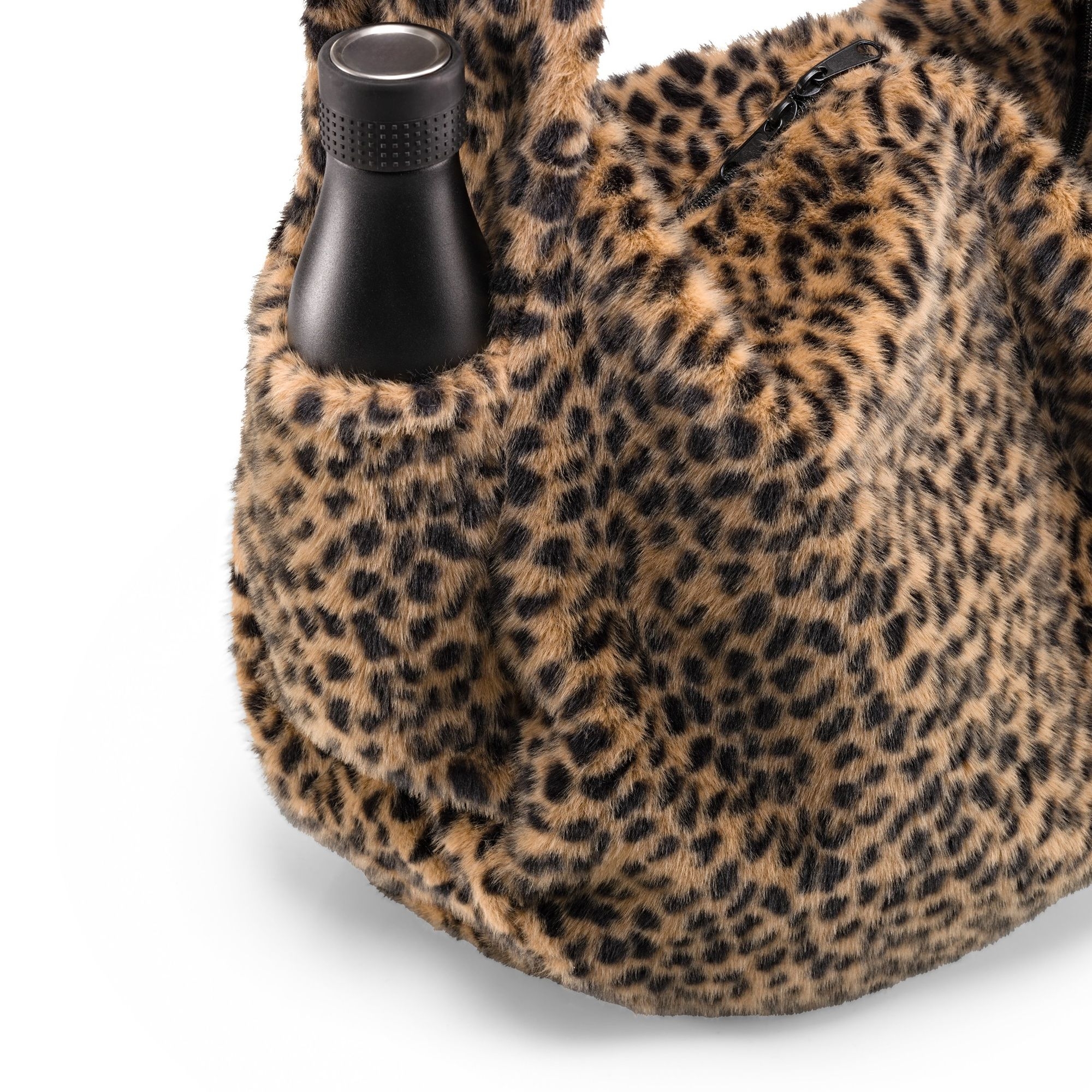 reisenthel - moonbag - leo fake fur