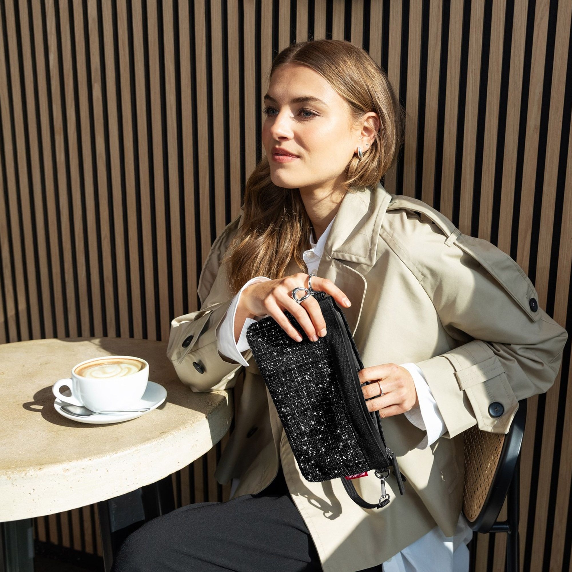 reisenthel - mini pouch - bouclé black