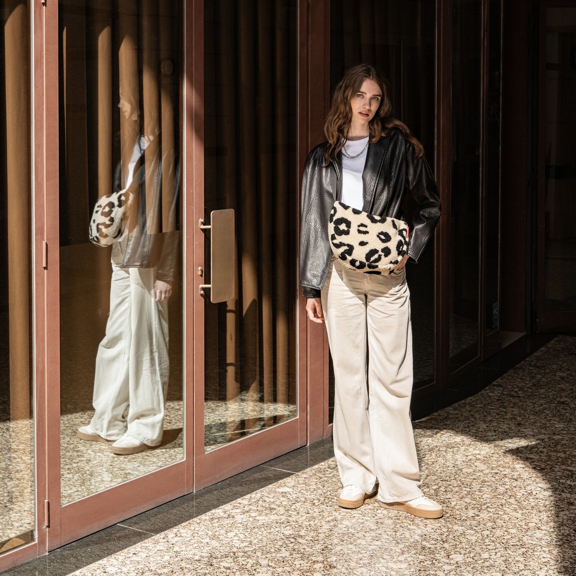 reisenthel - moonbag S - teddy leo cream