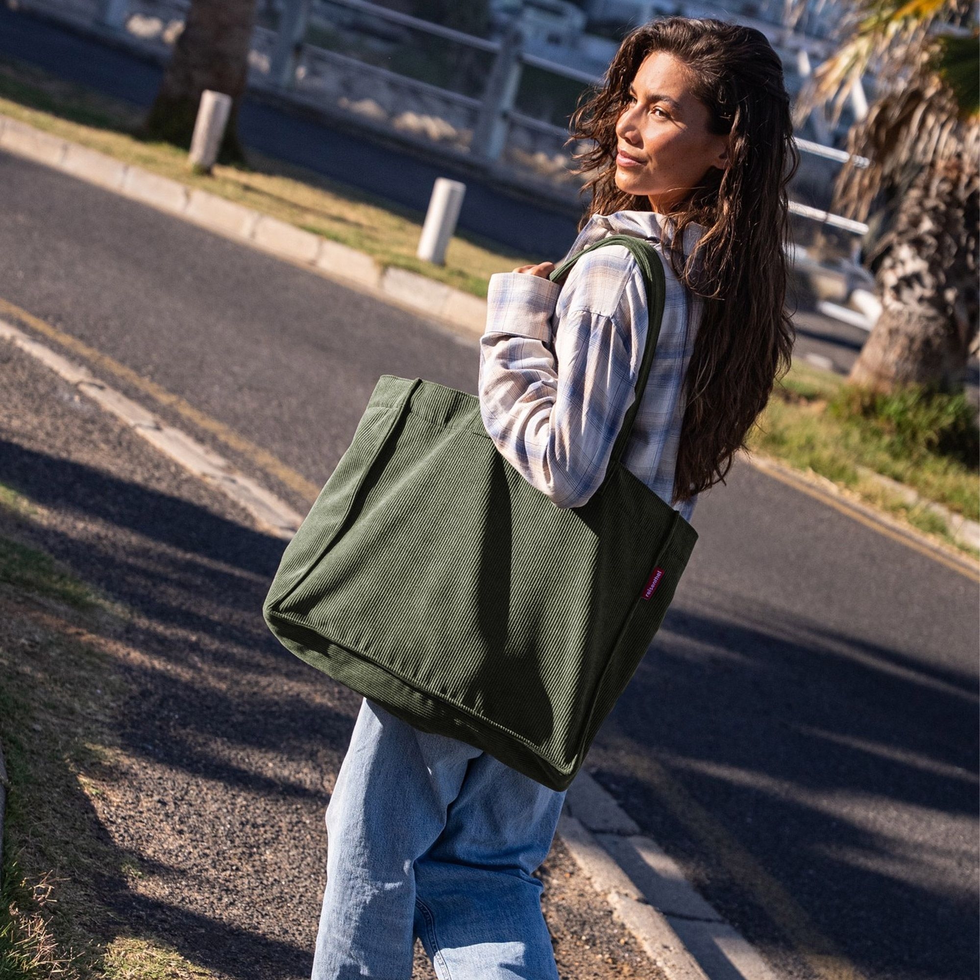 reisenthel - softshopper - cord dark matcha