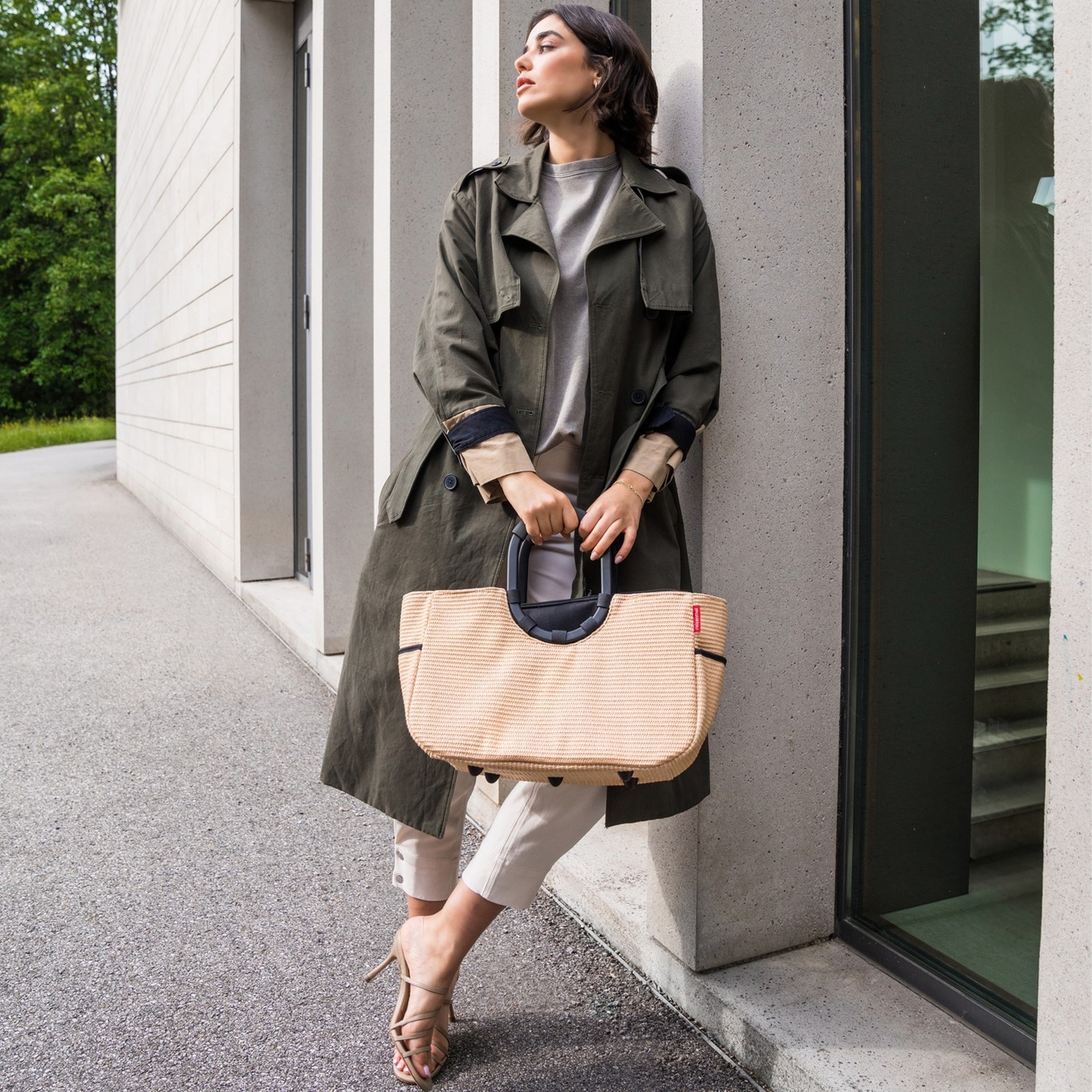 reisenthel - loopshopper M - frame raffia black