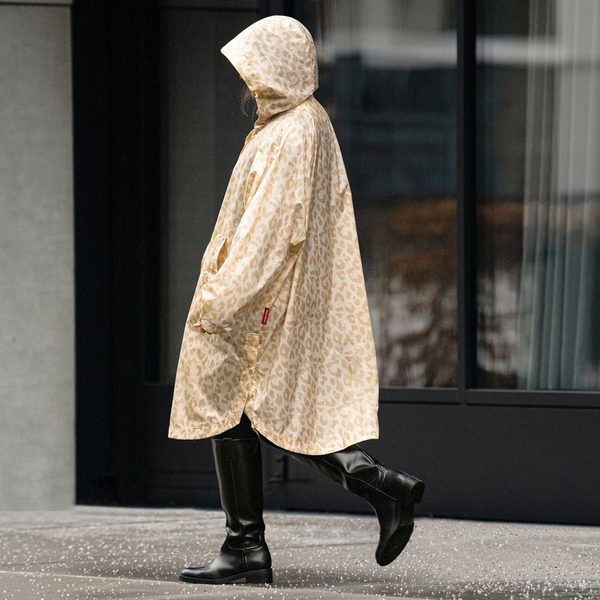 reisenthel - mini maxi raincoat - leo vanilla