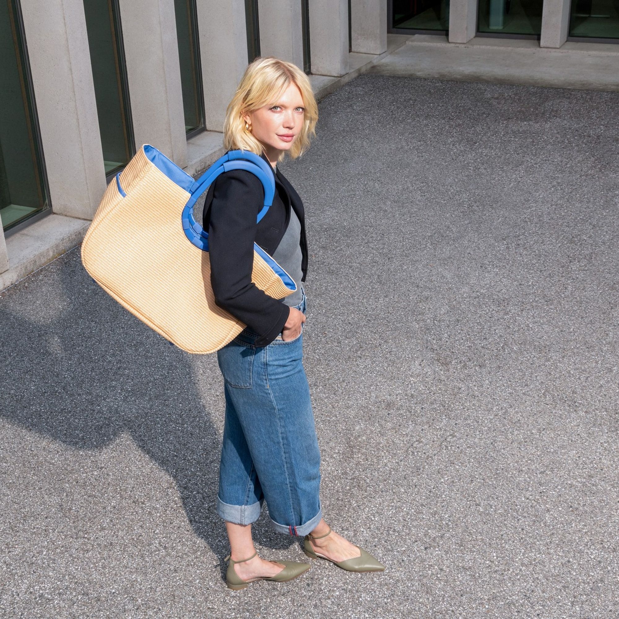 reisenthel - loopshopper L - frame raffia blue reisenthel - loopshopper L - frame raffia blue