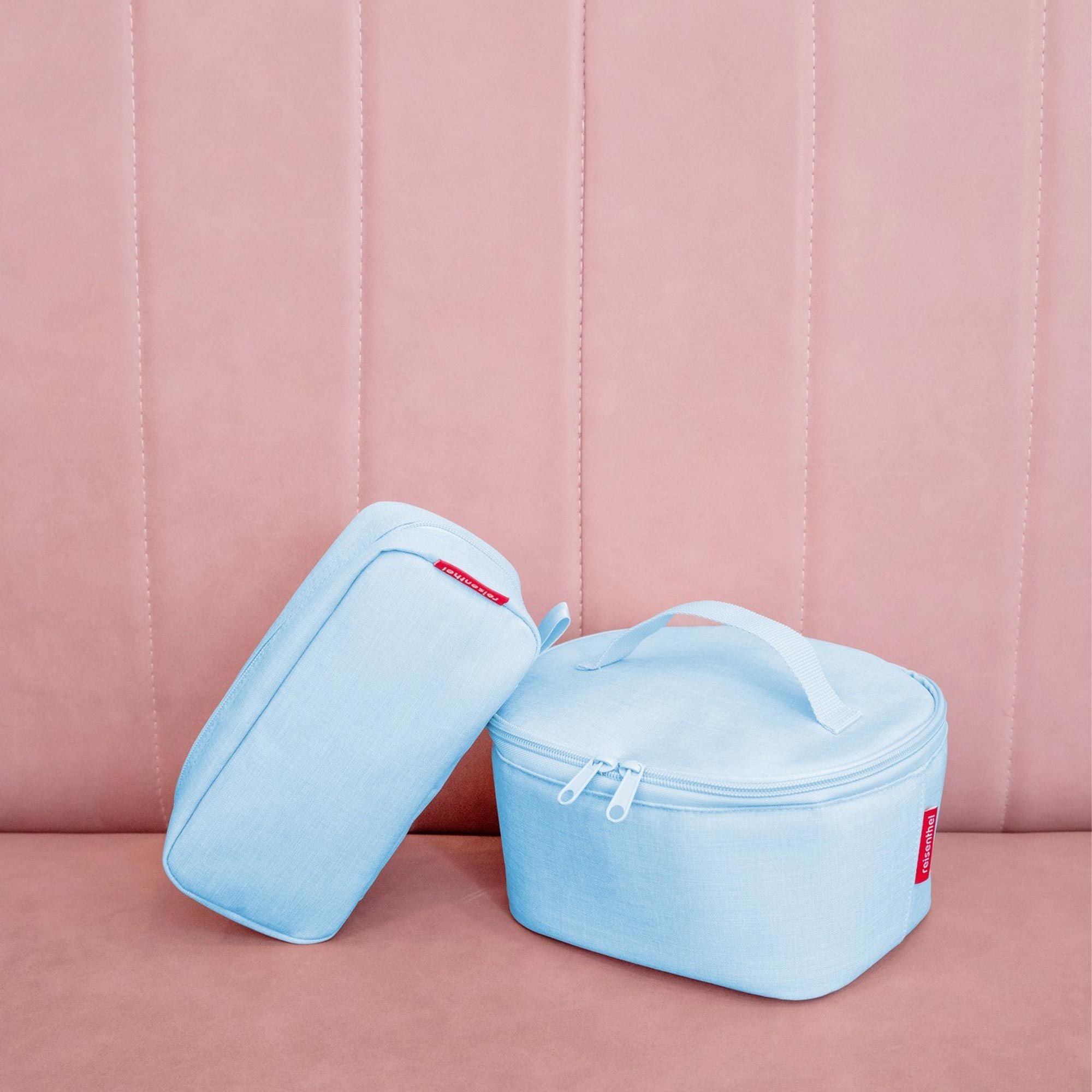 reisenthel - coolerbag M pocket - twist powder blue