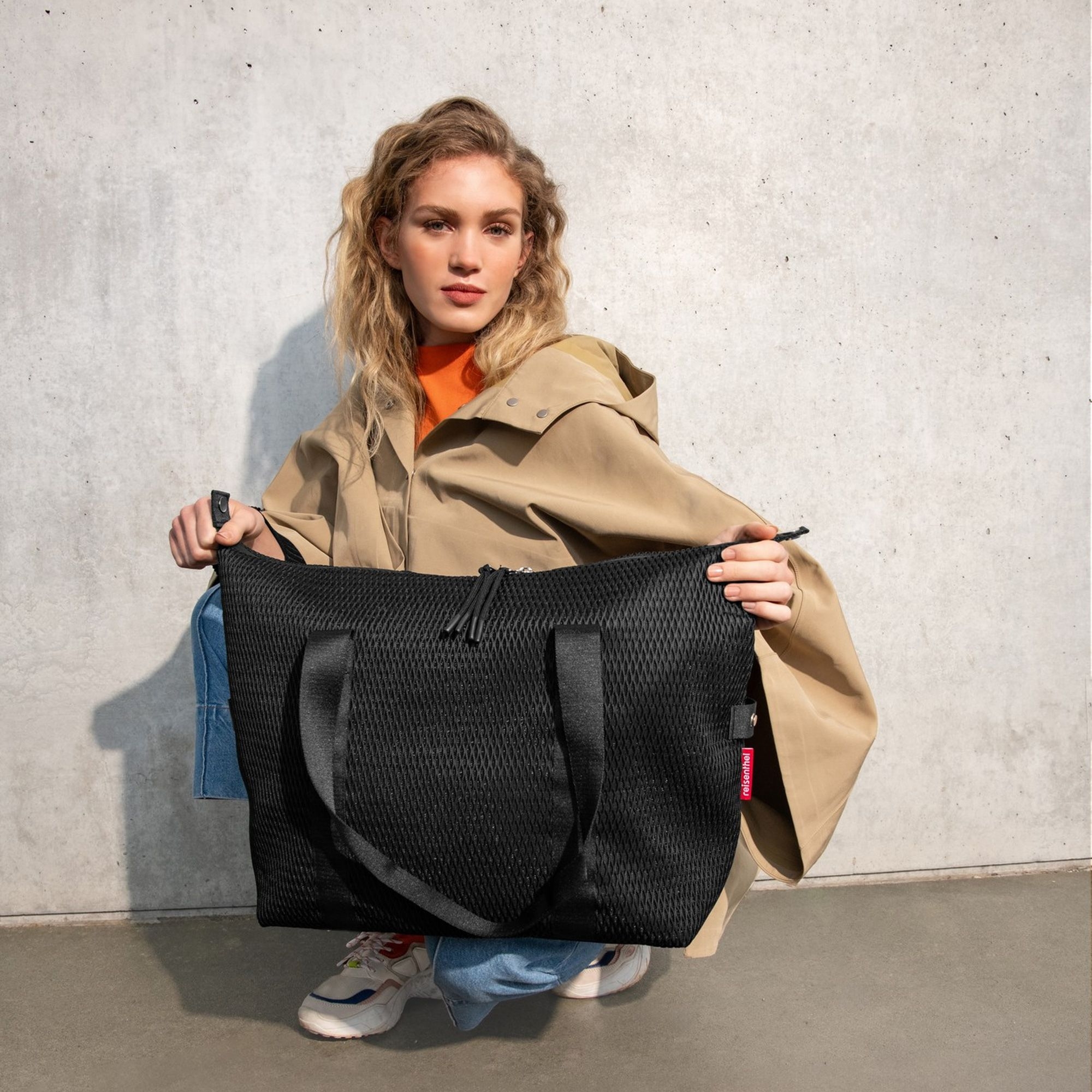 reisenthel - extralite weekender M - mesh black